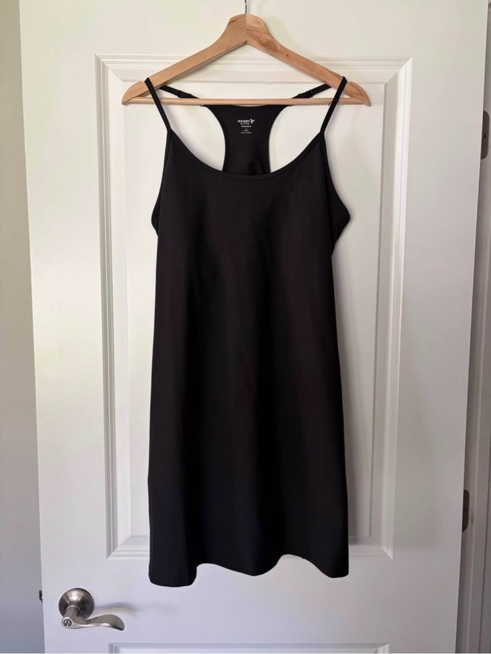 Old Navy Active Black Spaghetti-Strap Dress Size Large